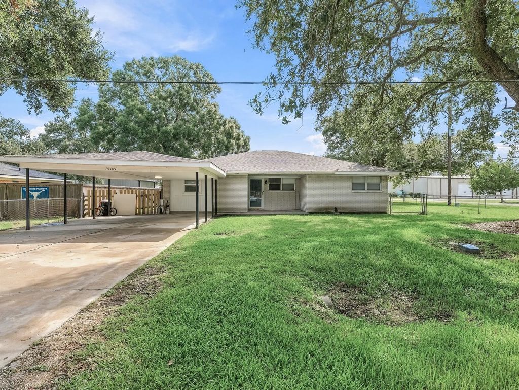 15589 San Jacinto Street, Hamshire