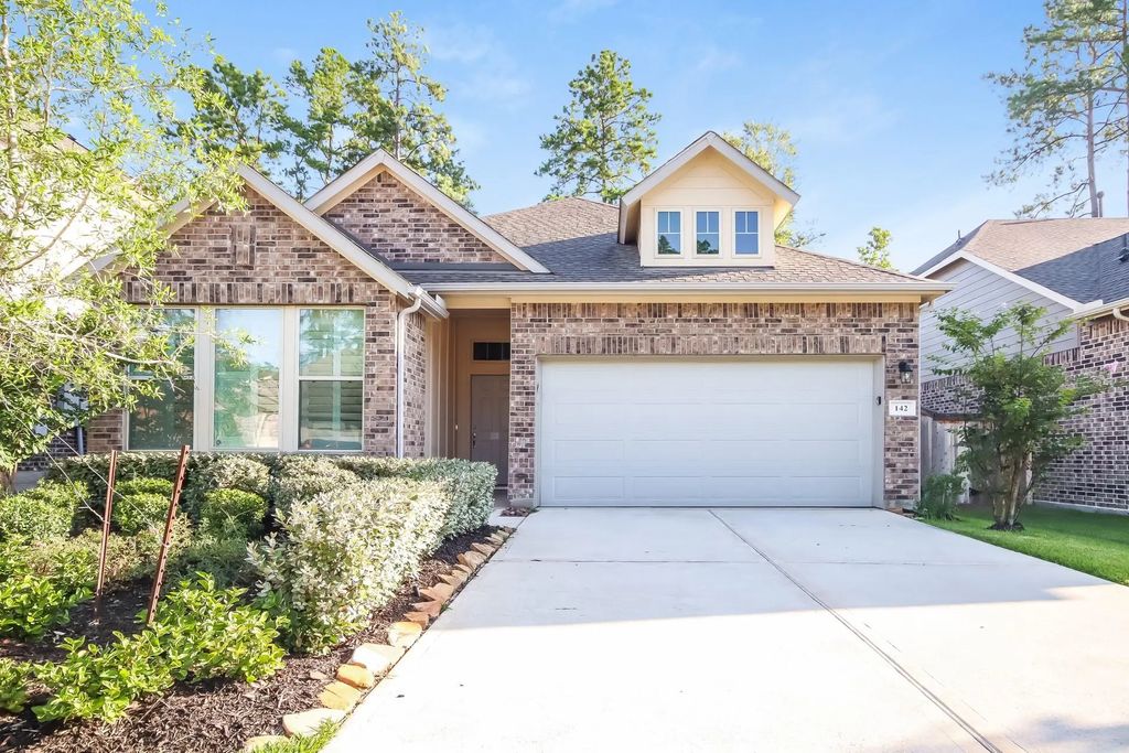 142 Scarlet Maple Court, Conroe
