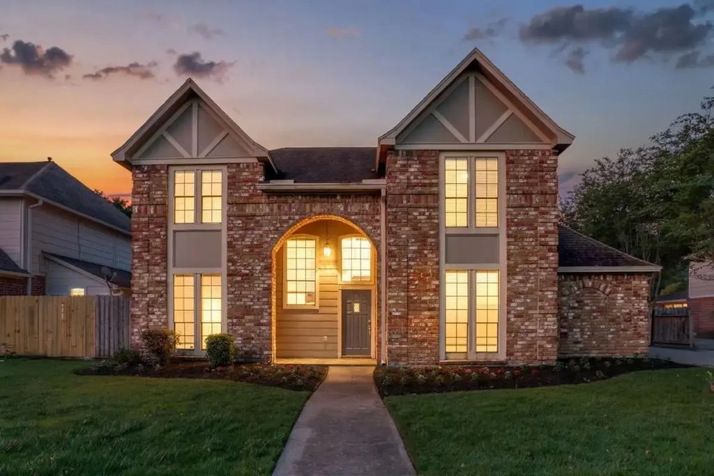 12411 Exbury Court, Tomball