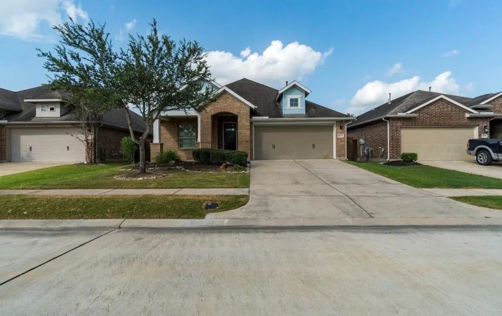 9615 Spring Court, Iowa Colony