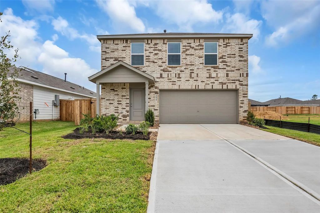 254 Farray Forest, Magnolia