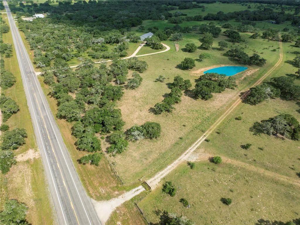 15545 State Highway 111 E, Yoakum