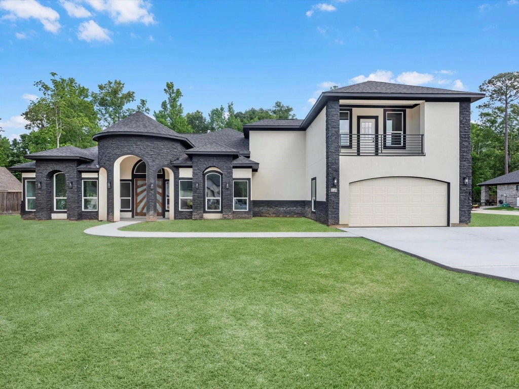 549 Road 660, Dayton