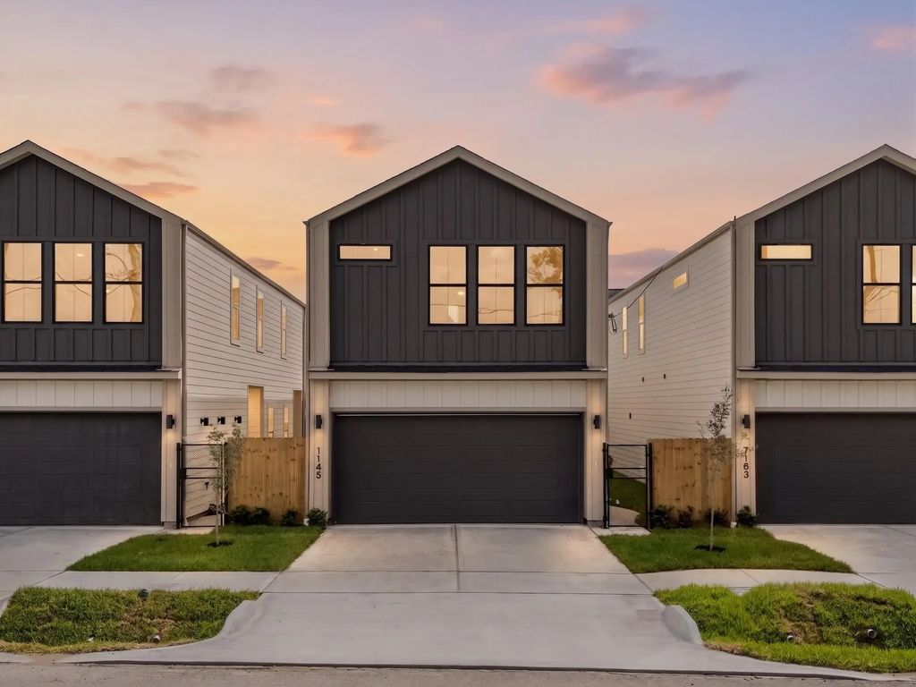7103 Palestine Street, Houston