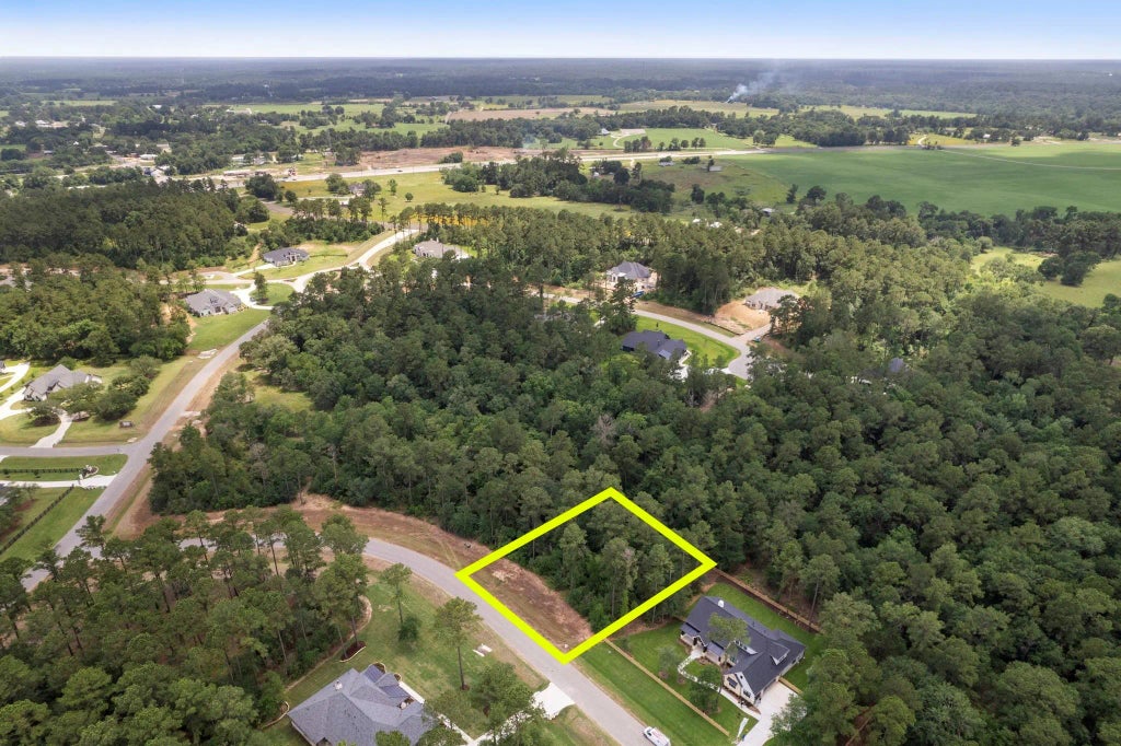 9490 Cedar Bnd, Plantersville