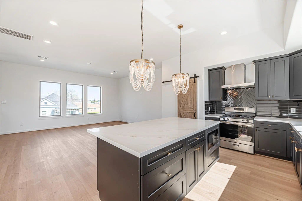 2320 Mills Street, Houston