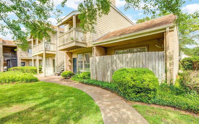 2100 Tanglewilde Street 349, Houston