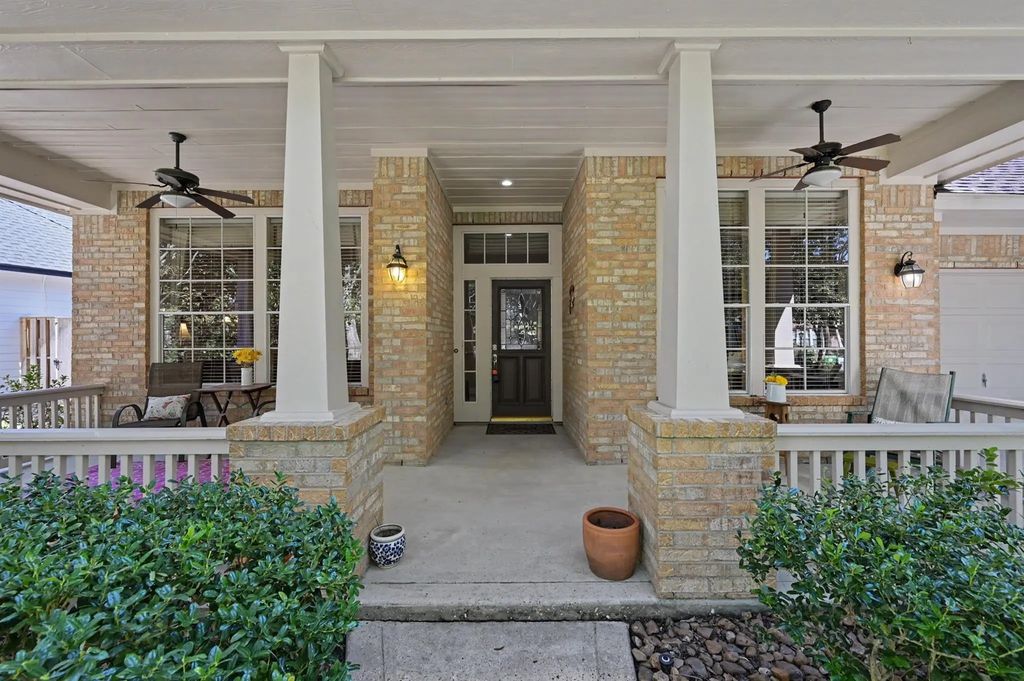 Icon Empty Nester 43 S Plum Crest Circle, The Woodlands Property Listing: MLS® #70731560