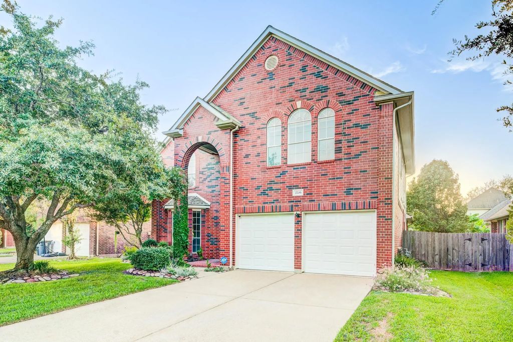 2706 Sun Beam Court, Pearland
