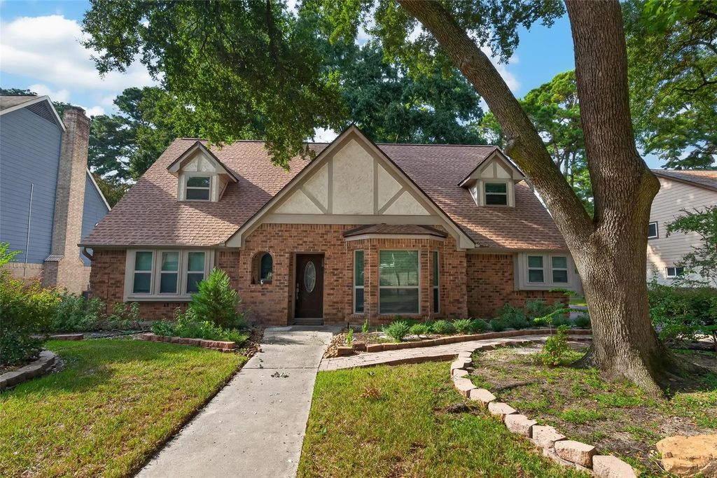 12918 Elmington Drive, Cypress