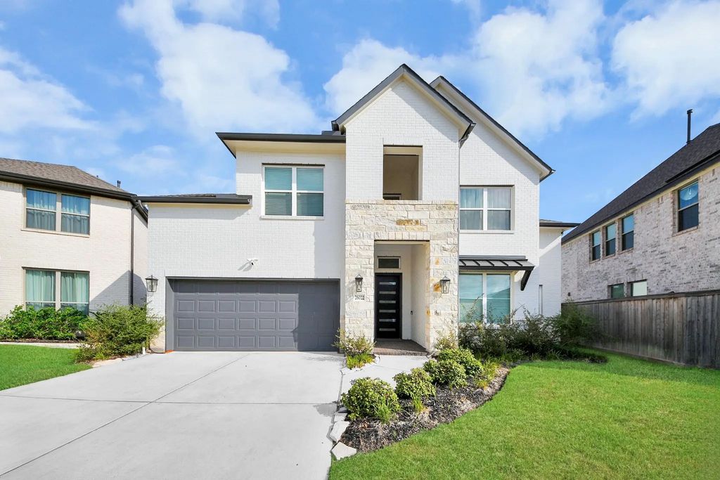 26022 Golden Dawn Trail, Richmond