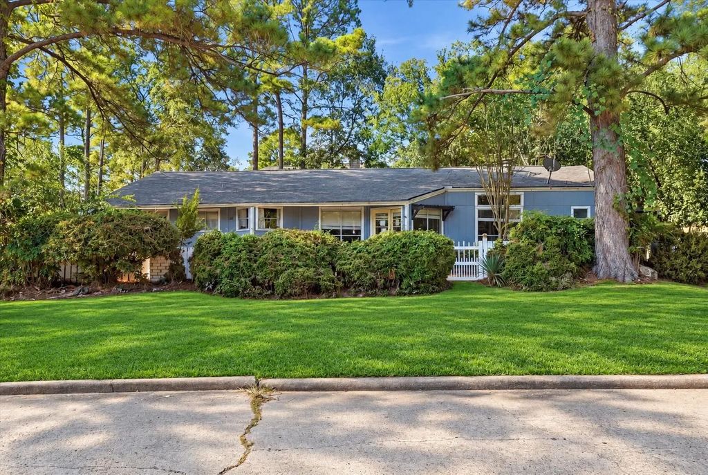 3523 Woodland Lane, Montgomery
