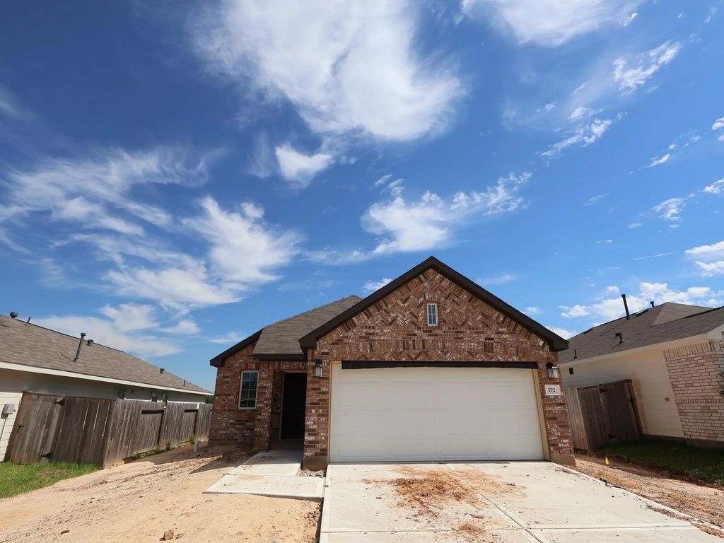 772 Autumn Cherry Trail, Magnolia