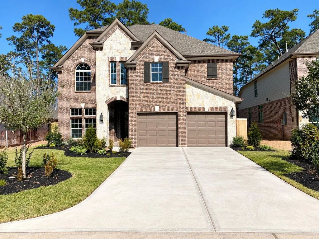 120 Wake Valley Court, Conroe