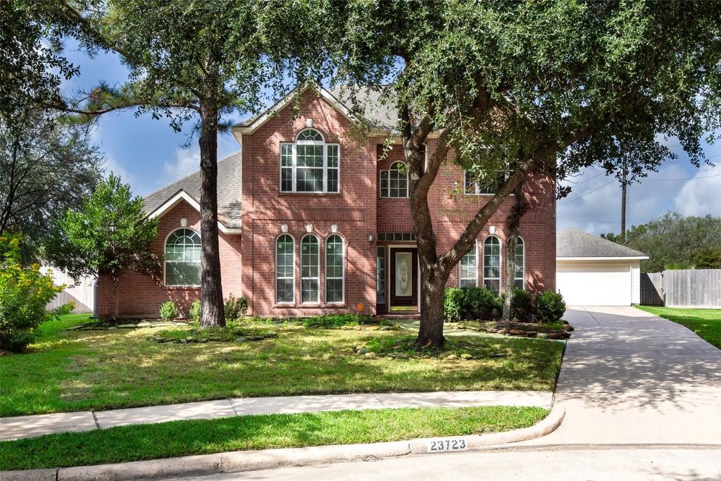 23723 Hawkins Creek Court, Katy