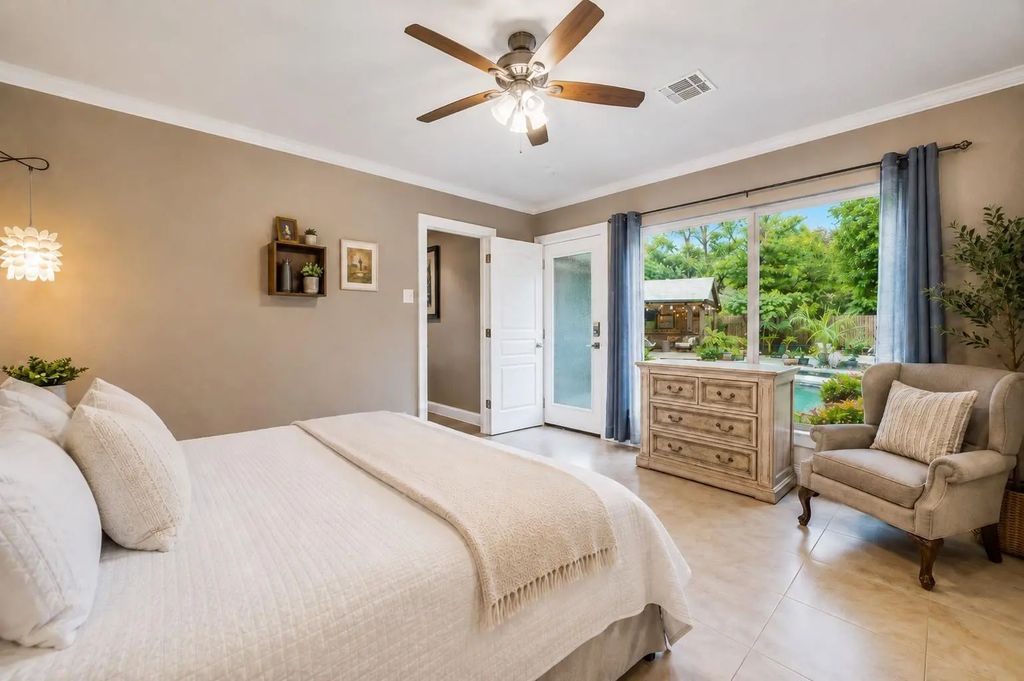 5 Tree Frog Drive, Houston