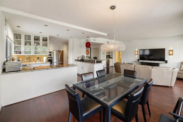 49 Briar Hollow Lane 206, Houston