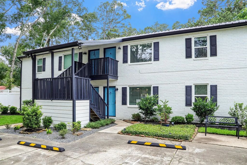 2655 Fountain View Street 3, New Caney