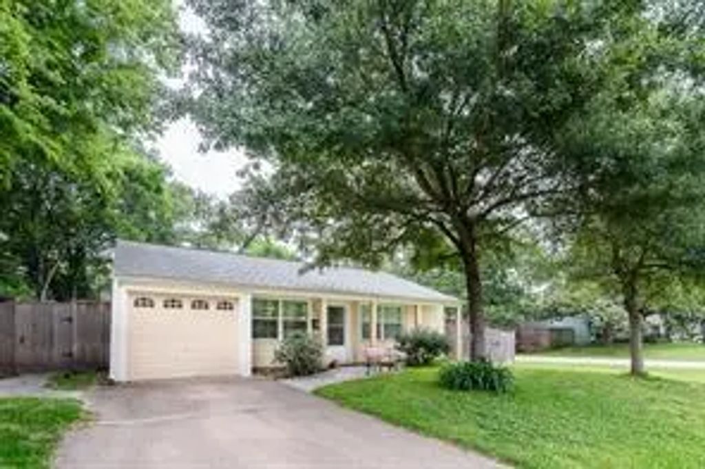 902 W 42nd Street, Houston