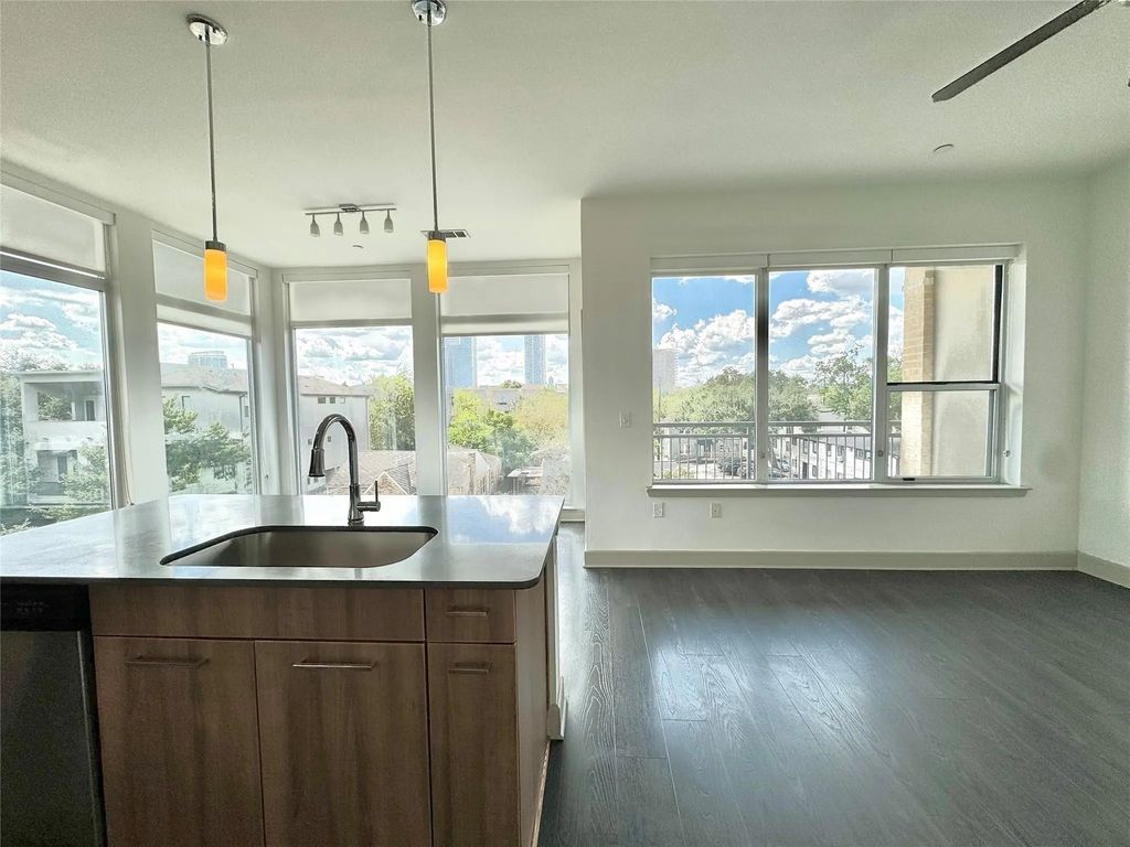 2111 Westheimer Road 1326, Houston