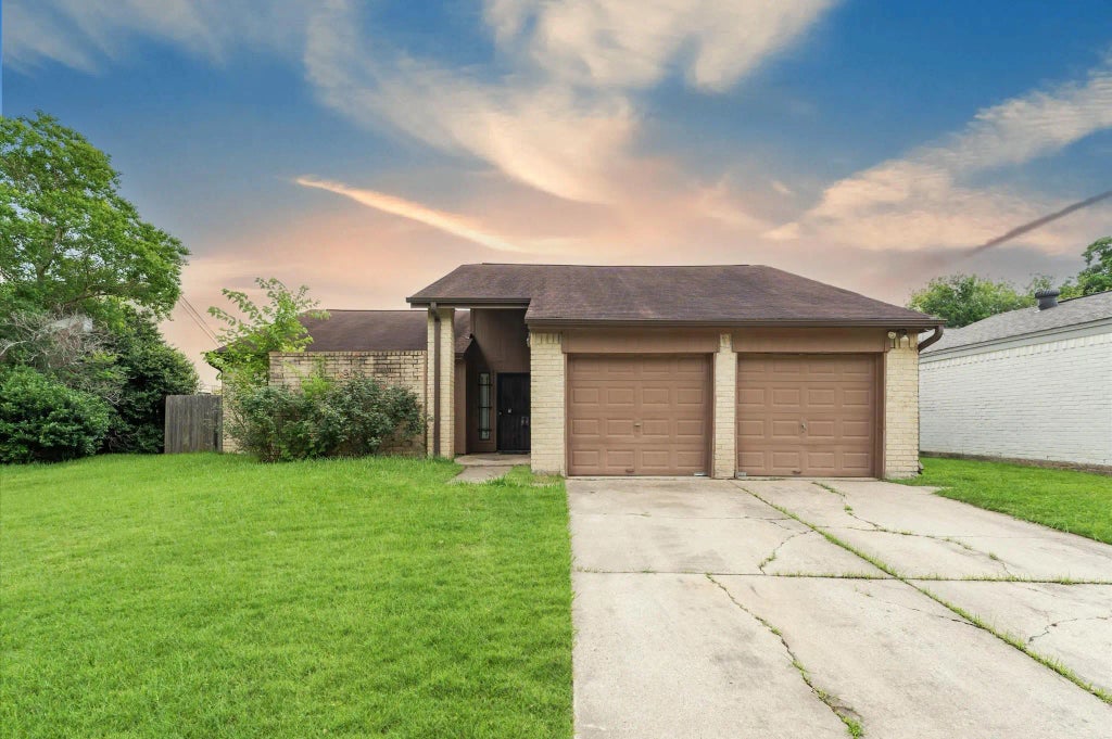 1919 Long Barrel Lane, Missouri City