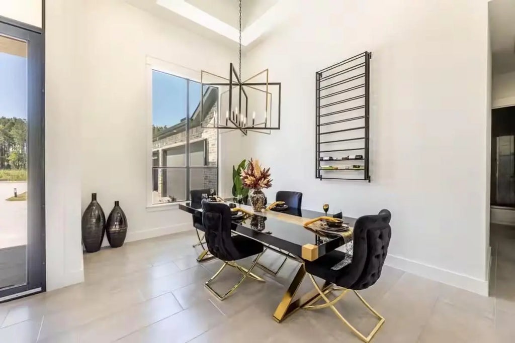 51 Road 6613, Dayton