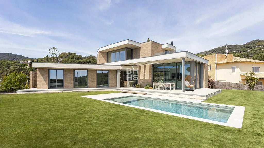 52 Passatge Quatre Camins, 