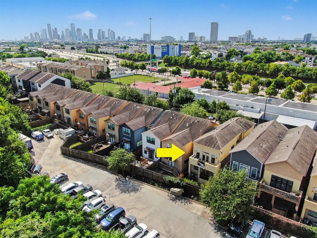 4648 Cornish Street, Houston