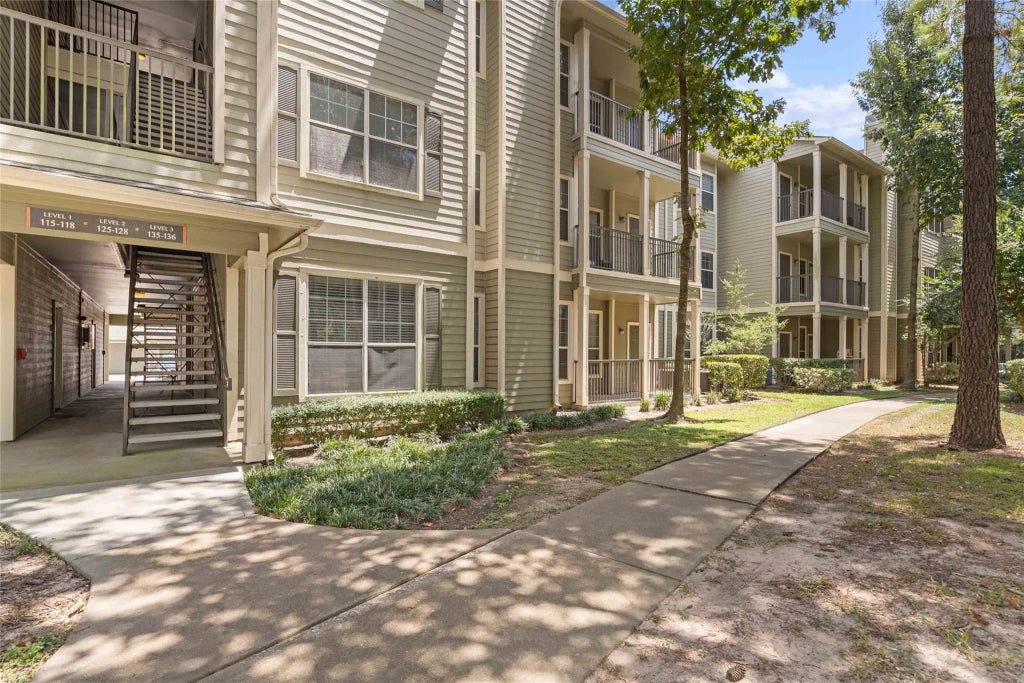 2400-712 Spring Rain Drive, Klein