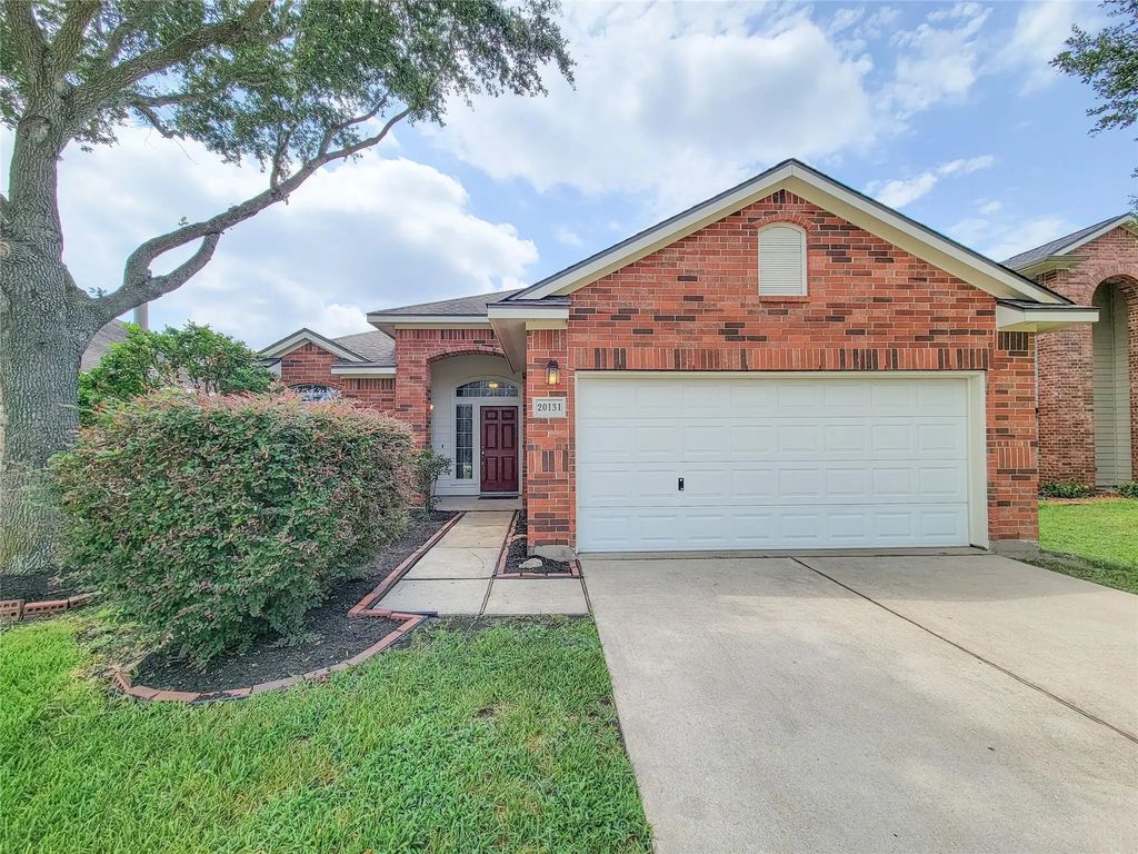 20131 Enchanted Rose Lane, Cypress