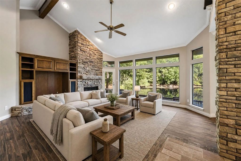 424 Nursery Road, Spring