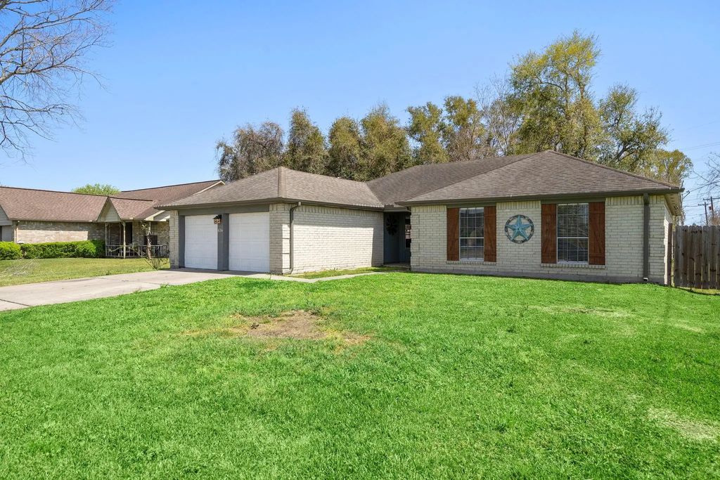634 Spring Breeze Street, League City