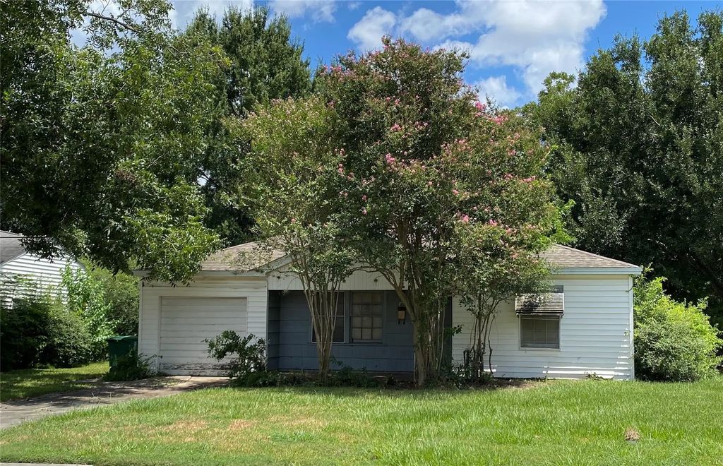 3823 Erby Street, Houston