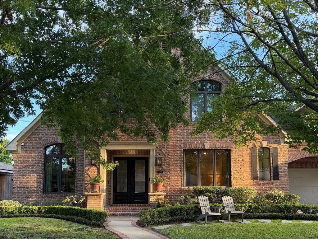 6261 Burgoyne Road, Houston