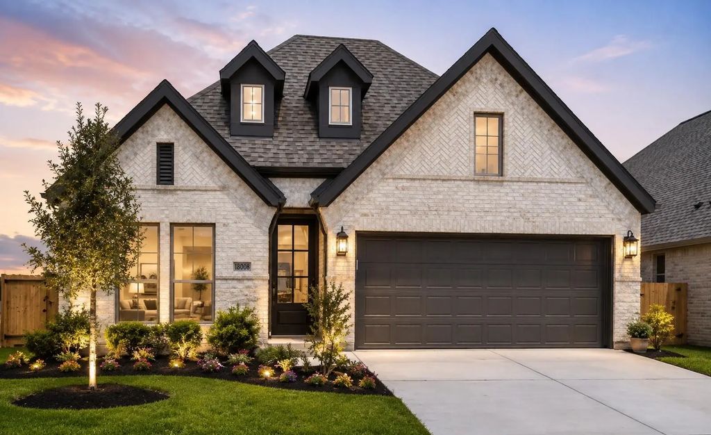 1638 Lorenzo Lane, Magnolia