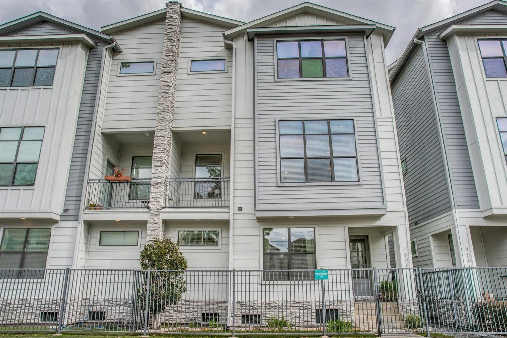 1508 Beall Street, Houston