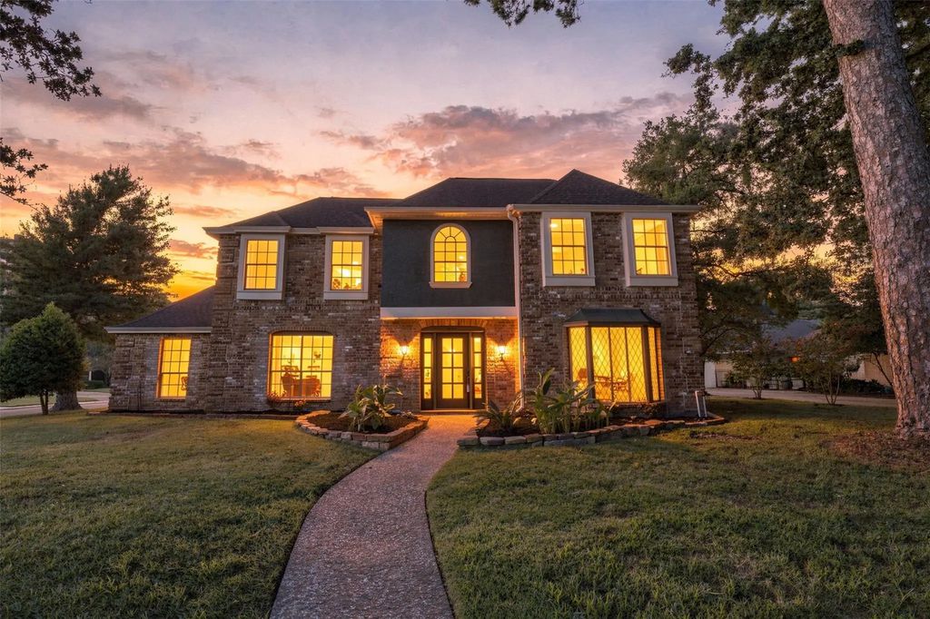 1922 Roanwood Drive, Houston