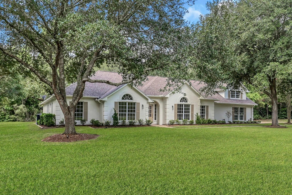 36803 Deer Valley, Magnolia