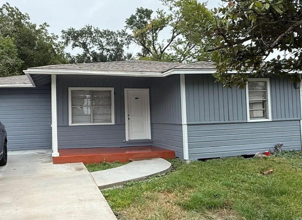 821 Evanston Street, Houston
