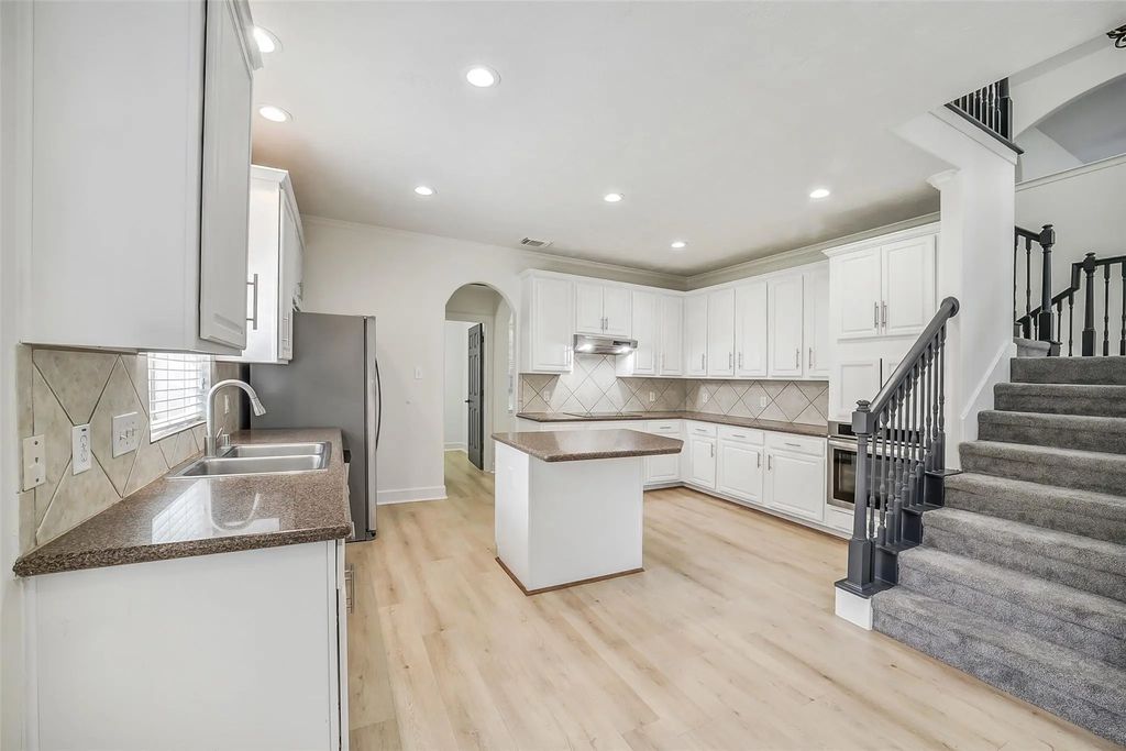 17306 Eagle Ledge Drive, Tomball