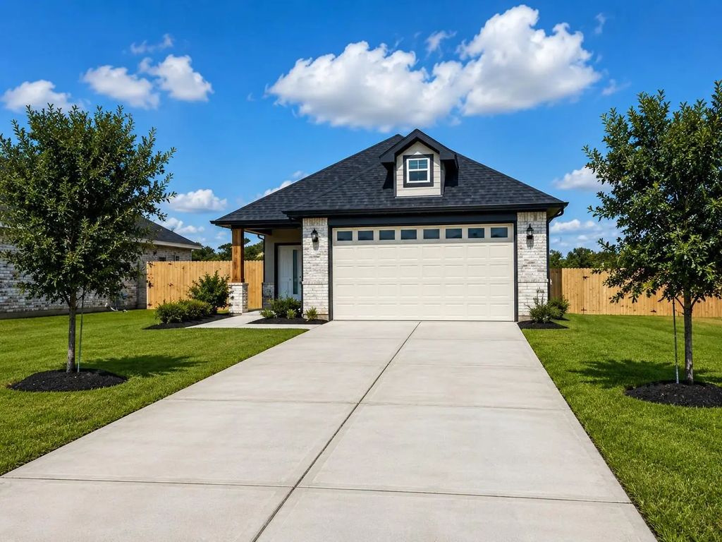 2956 Garzita Court, Wharton