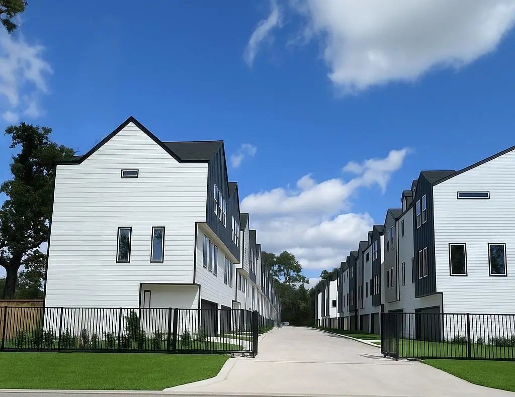 5304 Kindred Garden Lane A, Houston