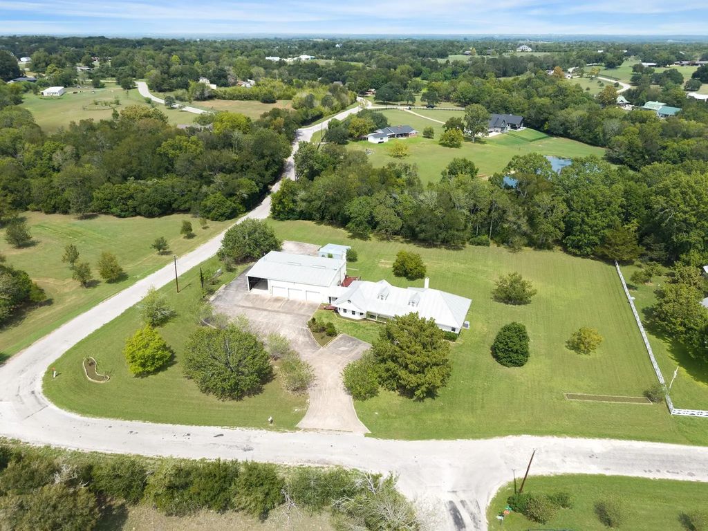 8225 Clarann Lane, Chappell Hill