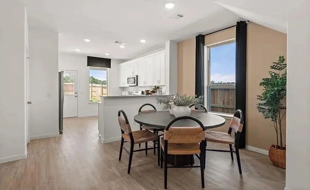 10613 Willet Way, Willis