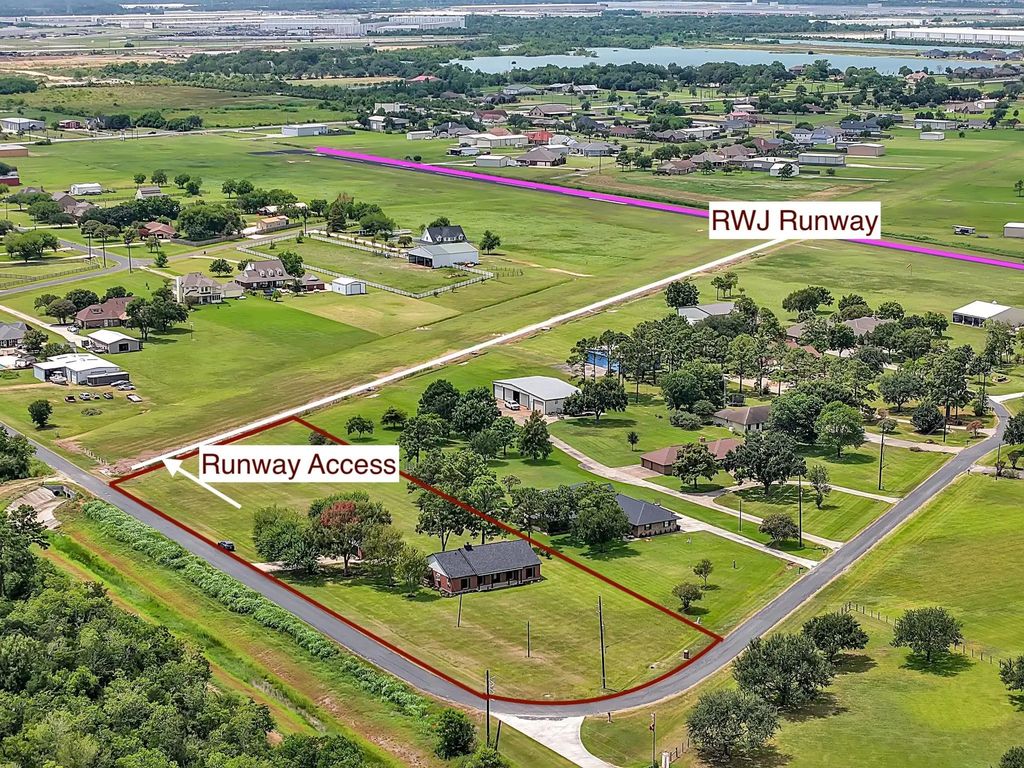 15415 Skyhawk Lane, Beach City