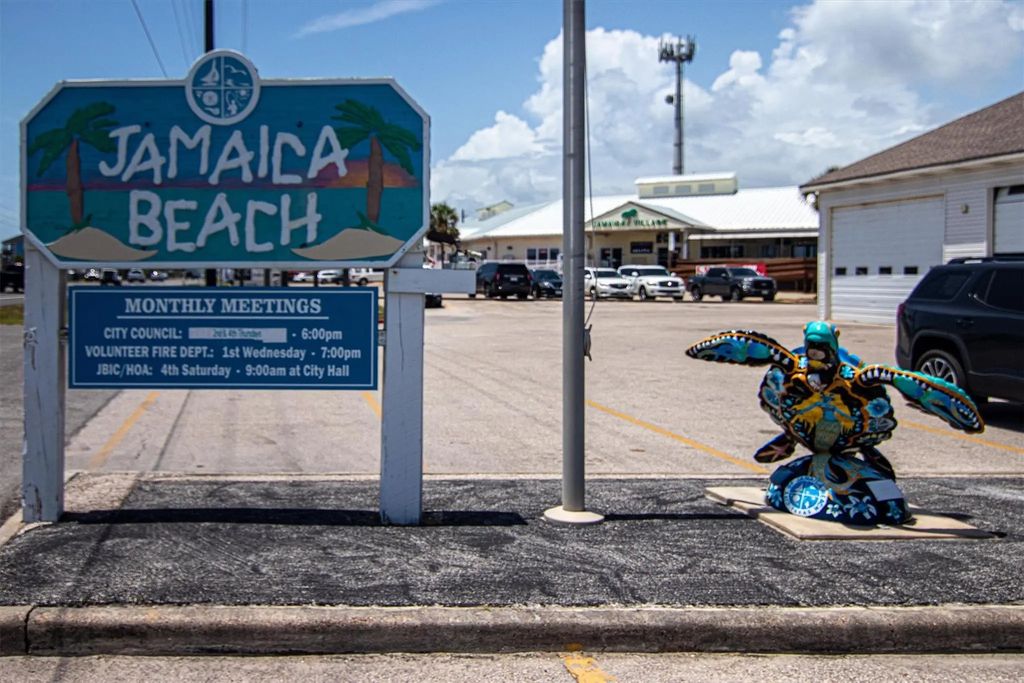16502 Jamaica Inn Road, Jamaica Beach