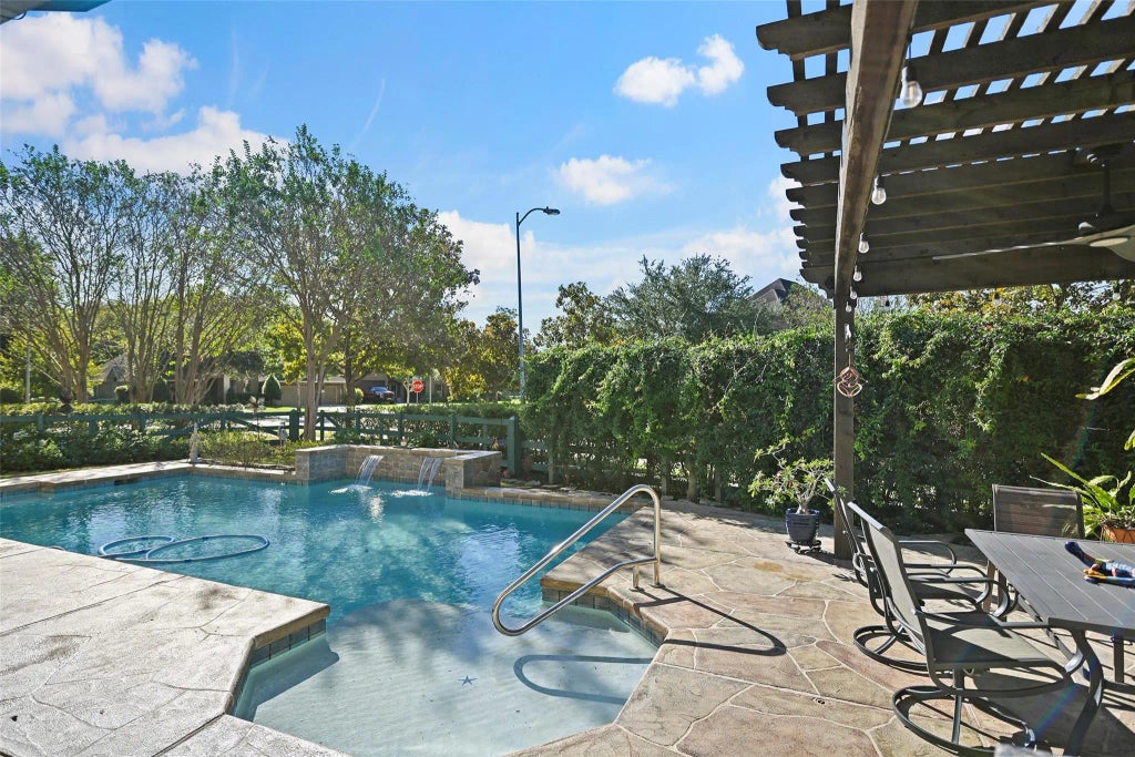 5327 W Farm Way, Fulshear