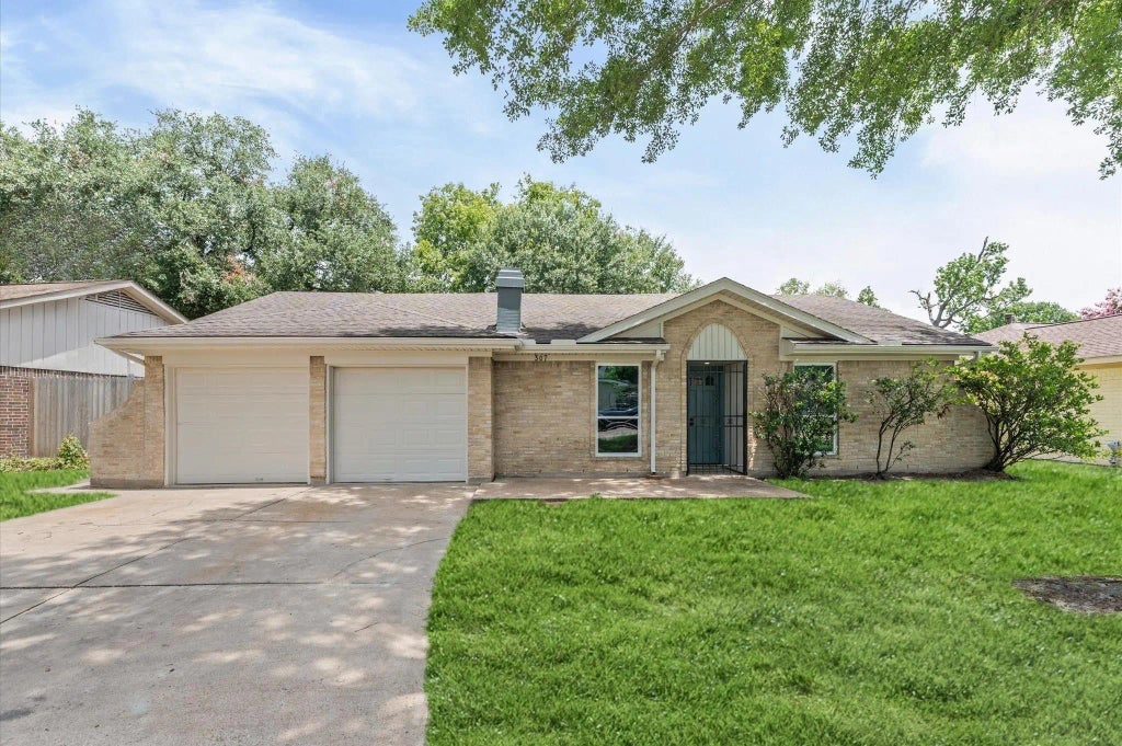 307 Sulky Trail St, Houston