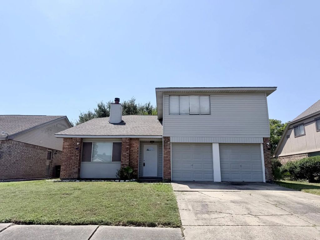 16518 Quail Briar Drive, Houston