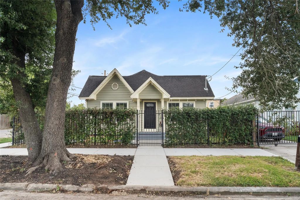5256 Leeland Street, Houston